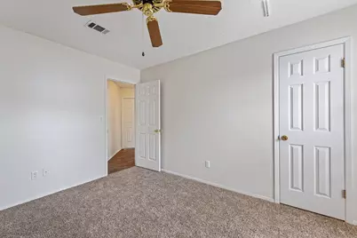 1569 Meadowbrook Court, Niceville, FL 32578 - Photo 13