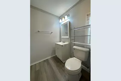 909 A Mapoles Street, Crestview, FL 32536 - Photo 9