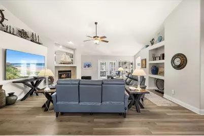 1542 Woodlawn Way, Gulf Breeze, FL 32563 - Photo 17