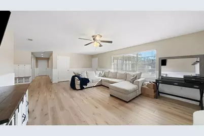 149 Pine Hill Drive, Defuniak Springs, FL 32435 - Photo 11