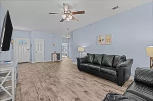 3922 Ocean View Dr, Panama City Beach, FL 32408 - Photo 5