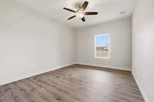 423 Marquette St, Valparaiso, FL 32580 - Photo 7