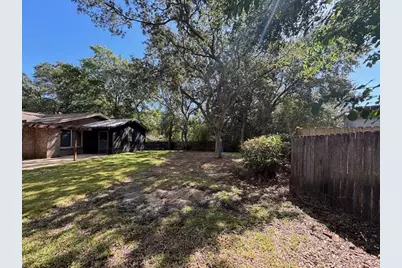 199 Country Club Road, Shalimar, FL 32579 - Photo 13