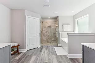 7568 Hatteras Dr, Navarre, FL 32566 - Photo 29