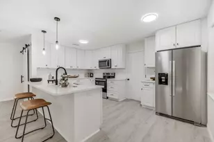 6089 W Dogwood Dr W, Crestview, FL 32536 - Photo 9