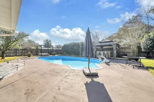 101 Newcastle Cir, Fort Walton Beach, FL 32547 - Photo 11