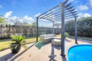 101 Newcastle Cir, Fort Walton Beach, FL 32547 - Photo 13