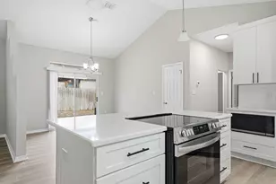 6814 Tidewater Dr, Navarre, FL 32566 - Photo 9