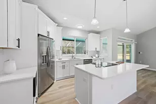 6814 Tidewater Dr, Navarre, FL 32566 - Photo 3