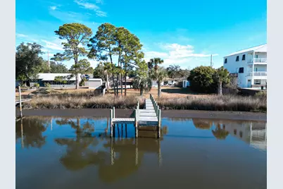 8817 N Lagoon Drive N, Panama City Beach, FL 32408 - Photo 75