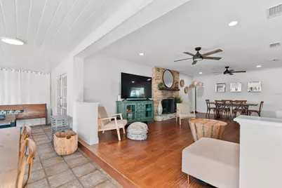 8817 N Lagoon Drive N, Panama City Beach, FL 32408 - Photo 17