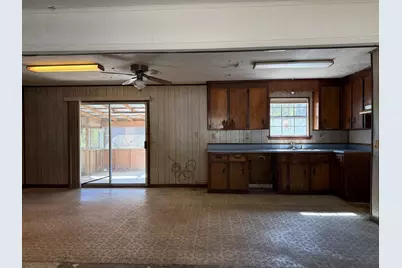 210 Sidney Avenue, Defuniak Springs, FL 32433 - Photo 11