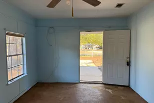 210 Sidney Ave, Defuniak Springs, FL 32433 - Photo 23