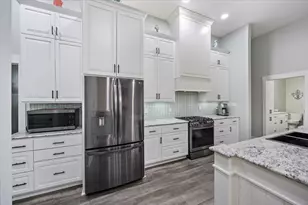 5923 Michael Dr, Milton, FL 32583 - Photo 11