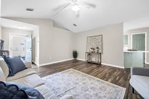 1000 John Wayne Cir, Fort Walton Beach, FL 32547 - Photo 9