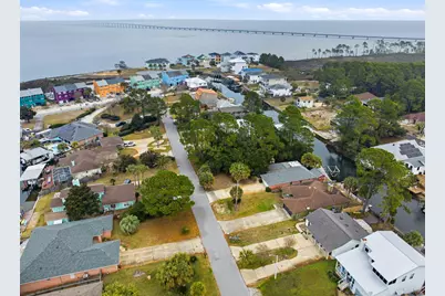 1682 College Parkway, Gulf Breeze, FL 32563 - Photo 69