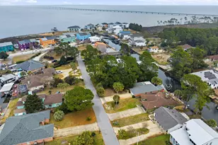 1682 College Pkwy, Gulf Breeze, FL 32563 - Photo 69