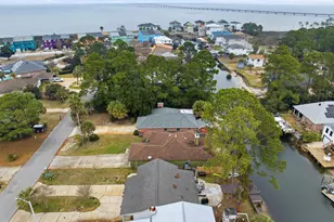 1682 College Pkwy, Gulf Breeze, FL 32563 - Photo 59