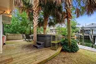 1682 College Pkwy, Gulf Breeze, FL 32563 - Photo 45