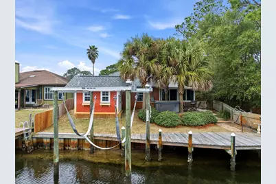 1682 College Parkway, Gulf Breeze, FL 32563 - Photo 53