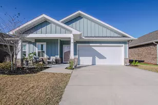 163 Drews Ln, Panama City, FL 32405 - Photo 1