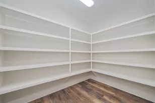 191 W Miracle Strip Parkway W, Mary Esther, FL 32569 - Photo 31