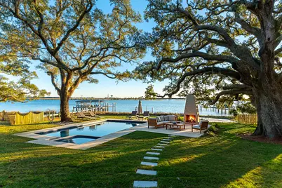 191 W Miracle Strip Parkway W, Mary Esther, FL 32569 - Photo 9