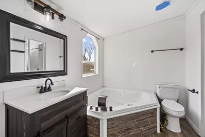 5278 Santa Gertrudas Dr Drive, Milton, FL 32583 - Photo 13