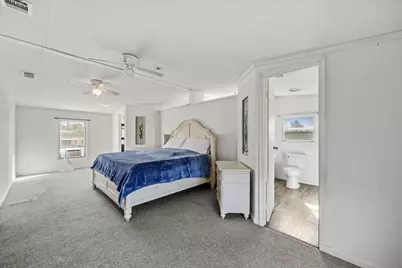 5278 Santa Gertrudas Dr Drive, Milton, FL 32583 - Photo 11