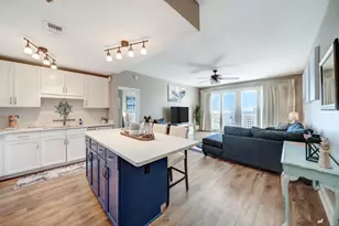 9860 S Thomas Dr S, Panama City Beach, FL 32408 - Photo 5