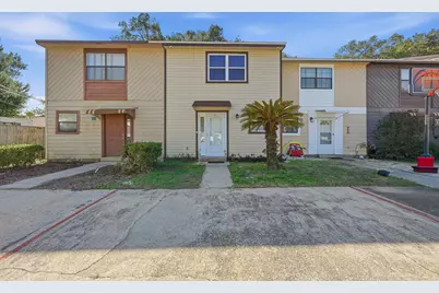 208 3rd Street #Unit J, Fort Walton Beach, FL 32548 - Photo 1
