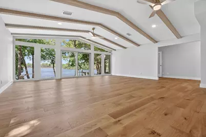 1013 Lake Drive, Niceville, FL 32578 - Photo 11