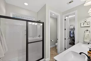 1404 28th St, Niceville, FL 32578 - Photo 29