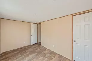 382 W Royal Palm Ave, Defuniak Springs, FL 32433 - Photo 21