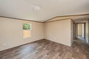 382 W Royal Palm Ave, Defuniak Springs, FL 32433 - Photo 11