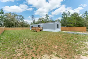 382 W Royal Palm Ave, Defuniak Springs, FL 32433 - Photo 31