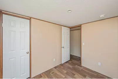 382 W Royal Palm Ave, Defuniak Springs, FL 32433 - Photo 19