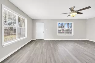 107 NW Wayne Ave NW, Fort Walton Beach, FL 32548 - Photo 13