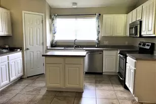 335 Egan Dr, Crestview, FL 32536 - Photo 5