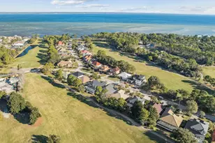 655 Emerald Bay Dr, Destin, FL 32541 - Photo 3