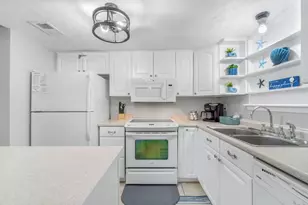 112 Robin Ln, Panama City Beach, FL 32407 - Photo 15