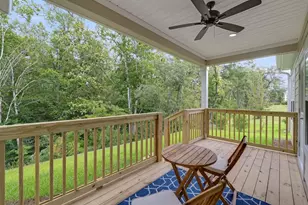 24 Riverwalk Cir, Freeport, FL 32439 - Photo 3