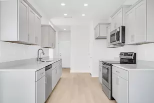 108 Bonne Vue Cir, Freeport, FL 32439 - Photo 3