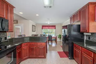 48 Cannon Dr, Laurel Hill, FL 32567 - Photo 3