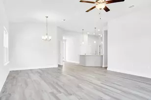 126 Bonne Vue Cir, Freeport, FL 32439 - Photo 5