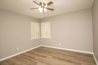 315 NE Sudduth Circle NE, Fort Walton Beach, FL 32548 - Photo 7