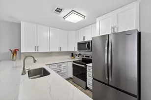 8 Stewart Lk Cv, Miramar Beach, FL 32550 - Photo 3