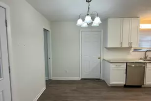 503 Tall Pines St, Crestview, FL 32539 - Photo 3