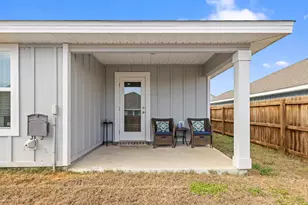 211 Laurel Hl St, Crestview, FL 32539 - Photo 43