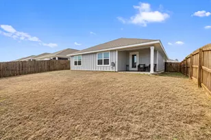 211 Laurel Hl St, Crestview, FL 32539 - Photo 47